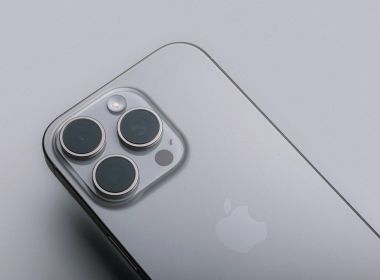 iPhone може отримати камеру, подібну до Samsung Galaxy S25 Ultra — 200 Мп у фокусі iPhone може отримати камеру, подібну до Samsung Galaxy S25 Ultra — 200 Мп у фокусі