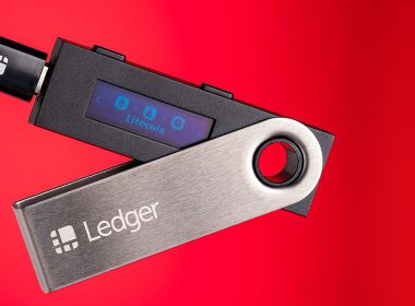 Огляд мультивалютного криптогаманця Ledger Nano S Огляд мультивалютного криптогаманця Ledger Nano S