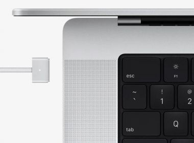 MacBook Pro 2021 поддерживают две зарядки: MagSafe 3 и Thunderbolt 4