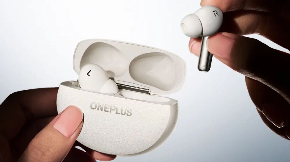 Порівняння AirPods Pro 2 та OnePlus Buds Pro 3 Порівняння AirPods Pro 2 та OnePlus Buds Pro 3