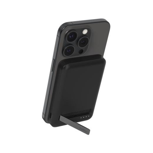 Повербанк Belkin BoostCharge Pro Magnetic Power Bank with Qi2 15W 5K Black (BPD006btBK)