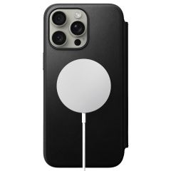 Кожаный чехол-книжка Nomad Modern Leather Folio Black для iPhone 15 Pro Max