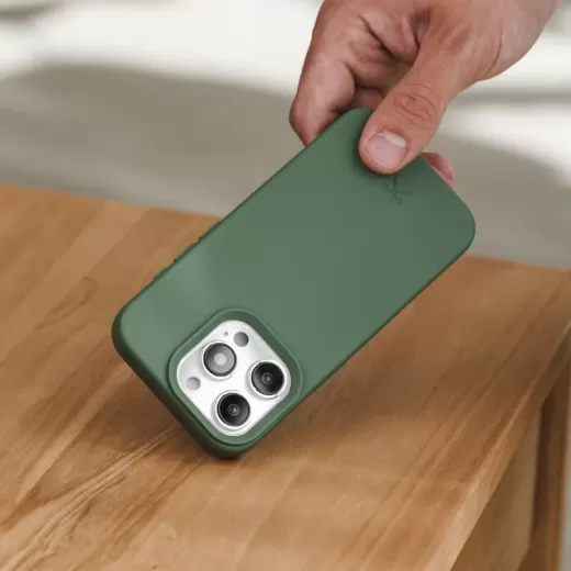 Эко чехол Woodcessories Bio Sustainable MagSafe Case Night Green для iPhone 15 Pro Max