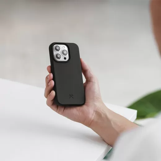 Эко чехол Woodcessories Bio Sustainable Case Black для iPhone 15 Pro Max