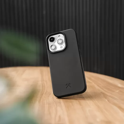 Еко чохол Woodcessories Bio Sustainable MagSafe Case Black для iPhone 15 Pro