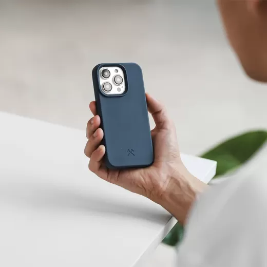 Еко чохол Woodcessories Bio Sustainable MagSafe Case Navy для iPhone 15 Pro