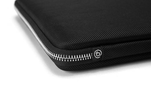 Чехол Booq Hardcase S для MacBook Pro 13/Air 13