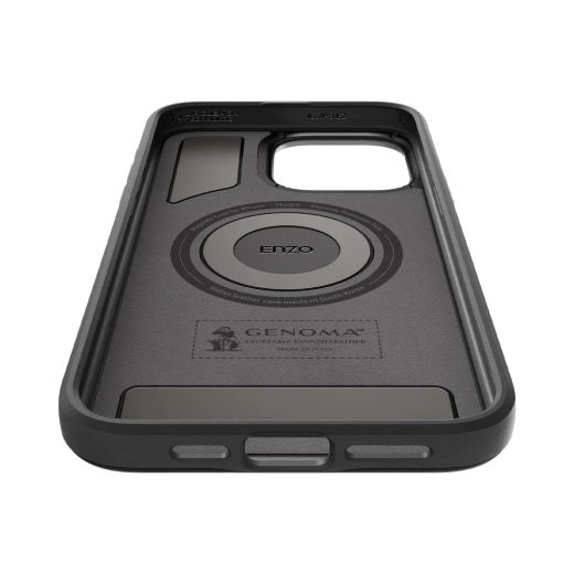 Шкіряний чохол Spigen Enzo Black для iPhone 15 Pro Max (ACS06601)