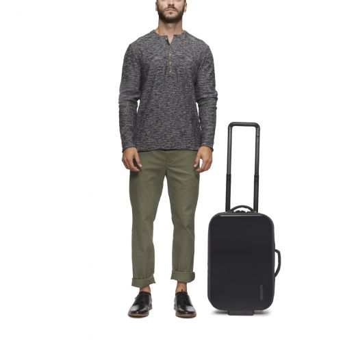 Чемодан Incase EO Hardshell Roller Black (CL90001)