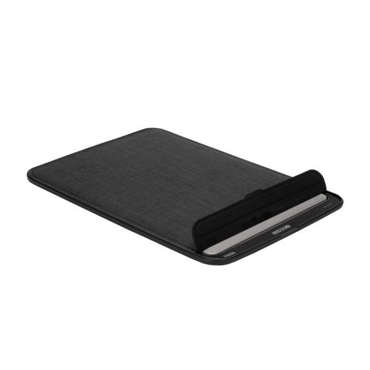 Папка Incase ICON Sleeve with Woolenex Graphite для MacBook Air 13/Pro 13 (2018)