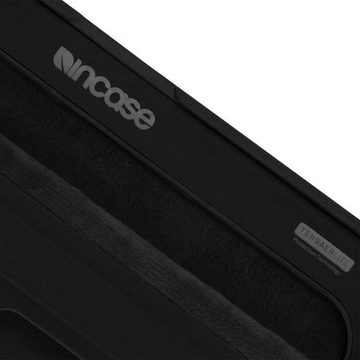 Папка Incase ICON Sleeve with Woolenex Graphite для MacBook Air 13/Pro 13 (2018)