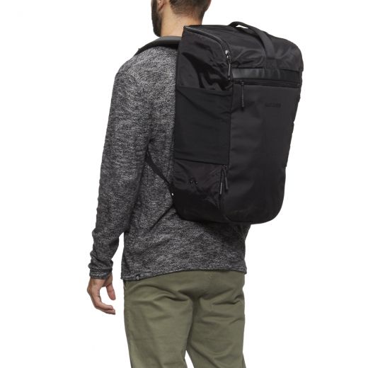 Рюкзак Incase Sport Field Bag Lite Black (INCO100209-BLK)