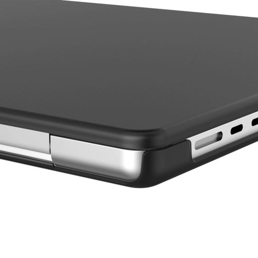 Чехол-накладка Incase Hardshell Dots Black (INMB200722-BLK) для MacBook Pro 16" M1 | M2 | M3 | M4 (2021 | 2022 | 2023 | 2024)