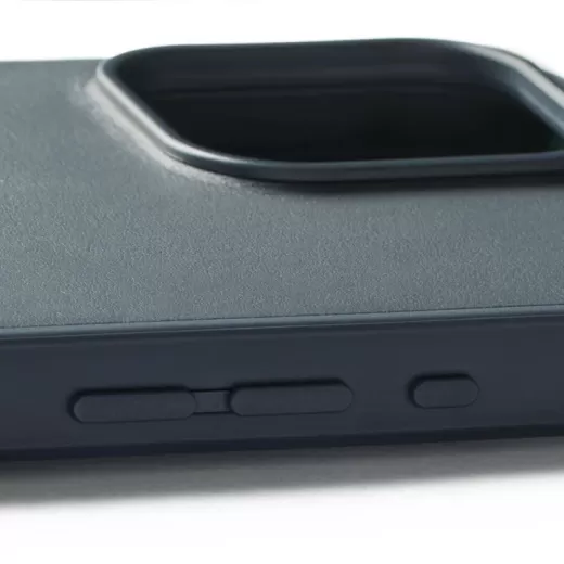 Шкіряний чохол Mujjo Shield Case  Steel Blue для iPhone 16 Pro Max