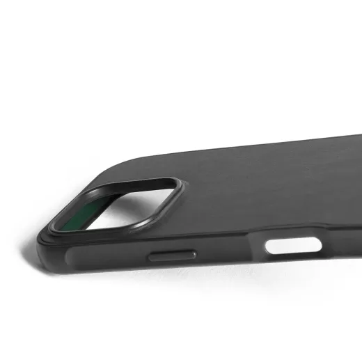 Кожаный чехол Mujjo Shield Case Black для iPhone 16 Pro