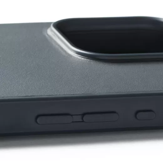 Шкіряний чохол Mujjo Shield Case Steel Blue для iPhone 16 Pro