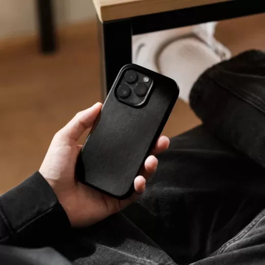 Чохол з екологічної шкіри Woodcessories Bio Organic Leather Case Black для iPhone 15 Pro Max