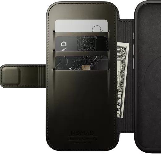 Кожаный чехол-книжка Nomad Horween Leather Folio Case Green Chrome для iPhone 16 Pro (NM01385585) [Limited Edition]