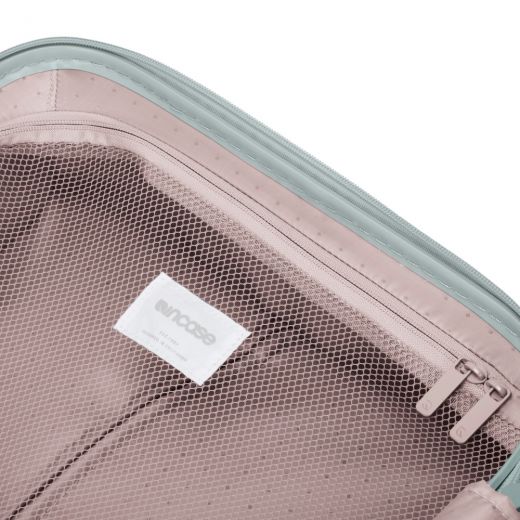 Чемодан Incase NoviConnected 22 Smart Hardshell Luggage Rose Gold (INTR100295-RGD)
