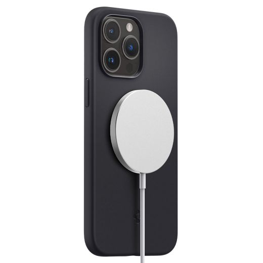  Силиконовый чехол Spigen Silicone Fit (MagFit) Black для iPhone 14 Pro (ACS04991)