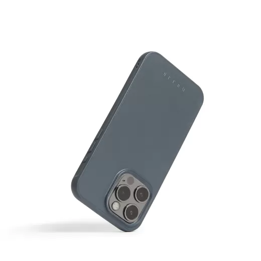 Шкіряний чохол Mujjo Shield Case Steel Blue для iPhone 15 Pro Max