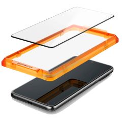 Защитное стекло Spigen Alignmaster для Google Pixel 8 (AGL06350)