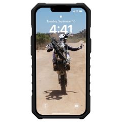Противоударный чехол UAG Pathfinder with MagSafe Dark Earth для iPhone 14 (114052118182)