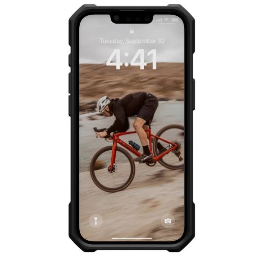 Протиударний чохол UAG Essential Armor MagSafe Black для iPhone 16e (114496114040)