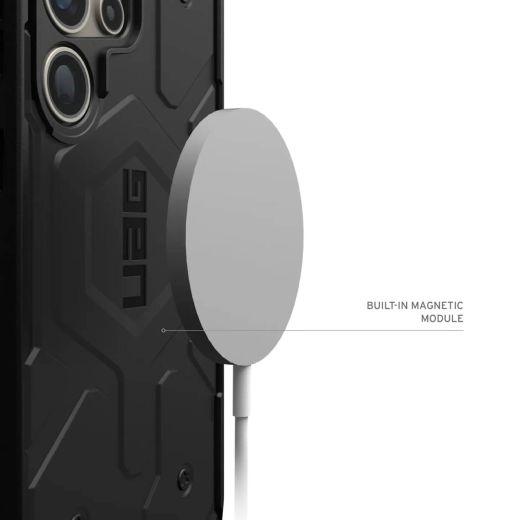 Противоударный чехол UAG Pathfinder MagSafe Black для Samsung Galaxy S24 Ultra (214424114040)