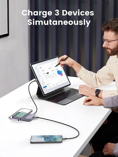 Повербанк с беспроводной зарядкой UGREEN Magnetic Battery 10000mAh Battery Pack with Foldable Kickstand PD 20W Space Grey