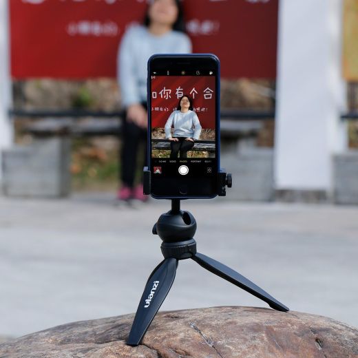 Держатель для телефона Ulanzi ST-02S Aluminum Phone Tripod Mount with Cold Shoe Mount Black