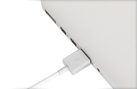 Moshi_Lightning_to_USB_Cable