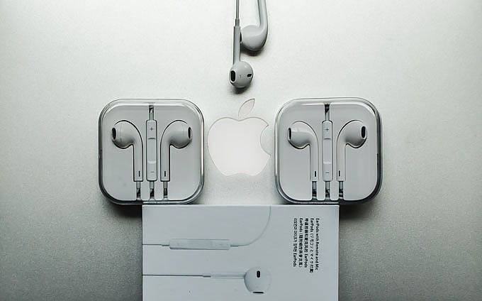 отличить оригинальные Apple Earpods от подделки